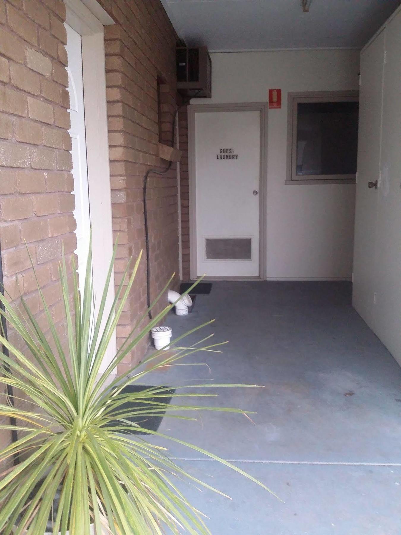 Tudor House Motel Shepparton Buitenkant foto
